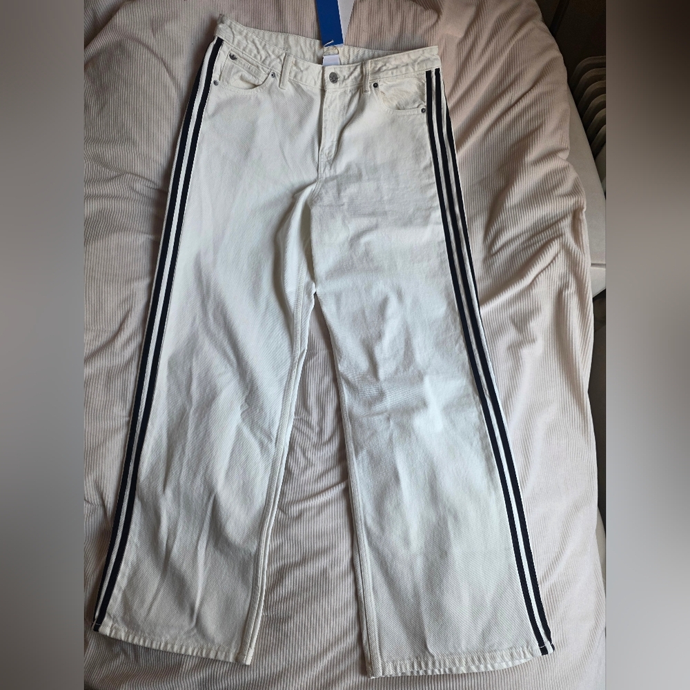 Adidas Women's Firebird Track Pants Denim White Jeans Cloud White Bnwt - Picture 2 of 10